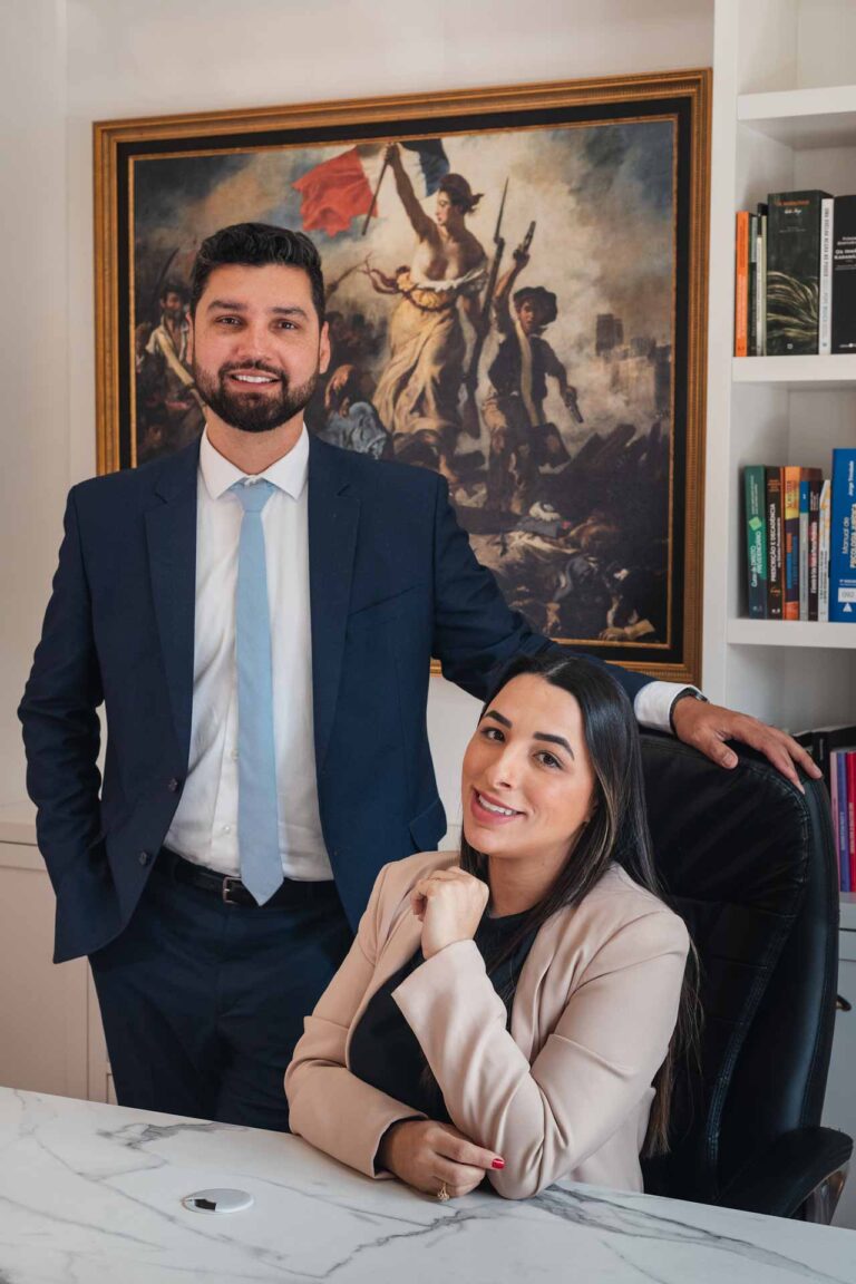 Filipe Severo Melatti e Gabriela Severo Goulart - Ambos são Advogados Previdenciários e Trabalhistas